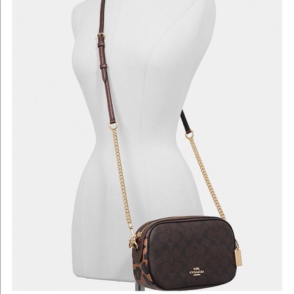 Coach Leopard F35083 Isla Chain Crossbody Signature - Picture 3 of 16